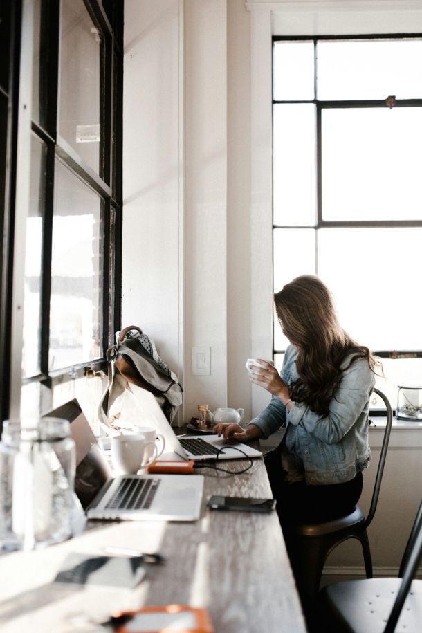 Woman working at a coffee shop